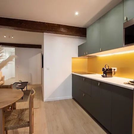 Hsh Saint-denis Sentier Luxueux 3br-8p * Parigi